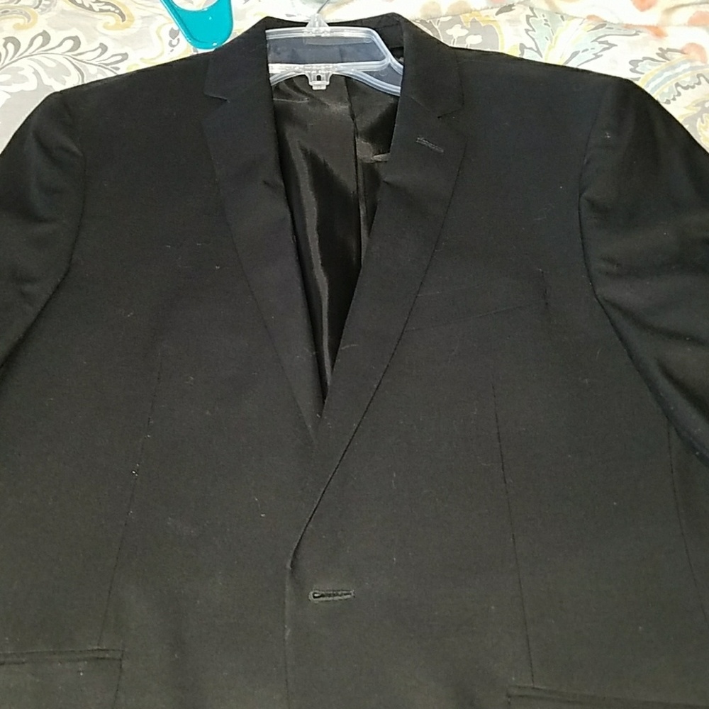 Kenneth Cole Suit